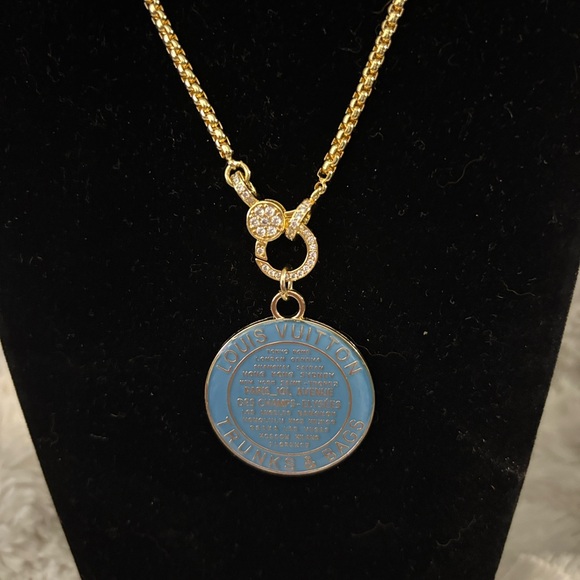 Louis Vuitton Blue Trunks & Bags Medallion with unbranded chain - Picture 6 of 7